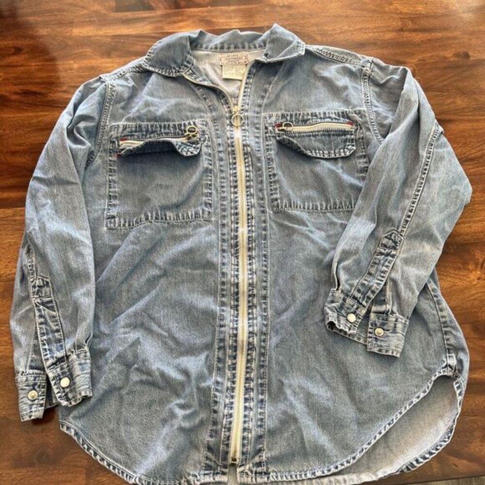 Vtg At Last Jeanswear Blue Denim Shirt Top‎ size Small